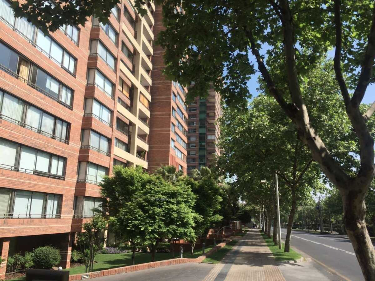 Venta Departamento 4D 3B 2E 1B Metro Escuela Militar - Las Condes