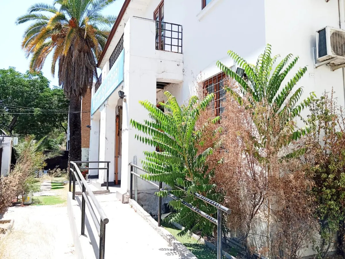 Arriendo Oficina N 4B 5E 1B Plaza Italia - Providencia
