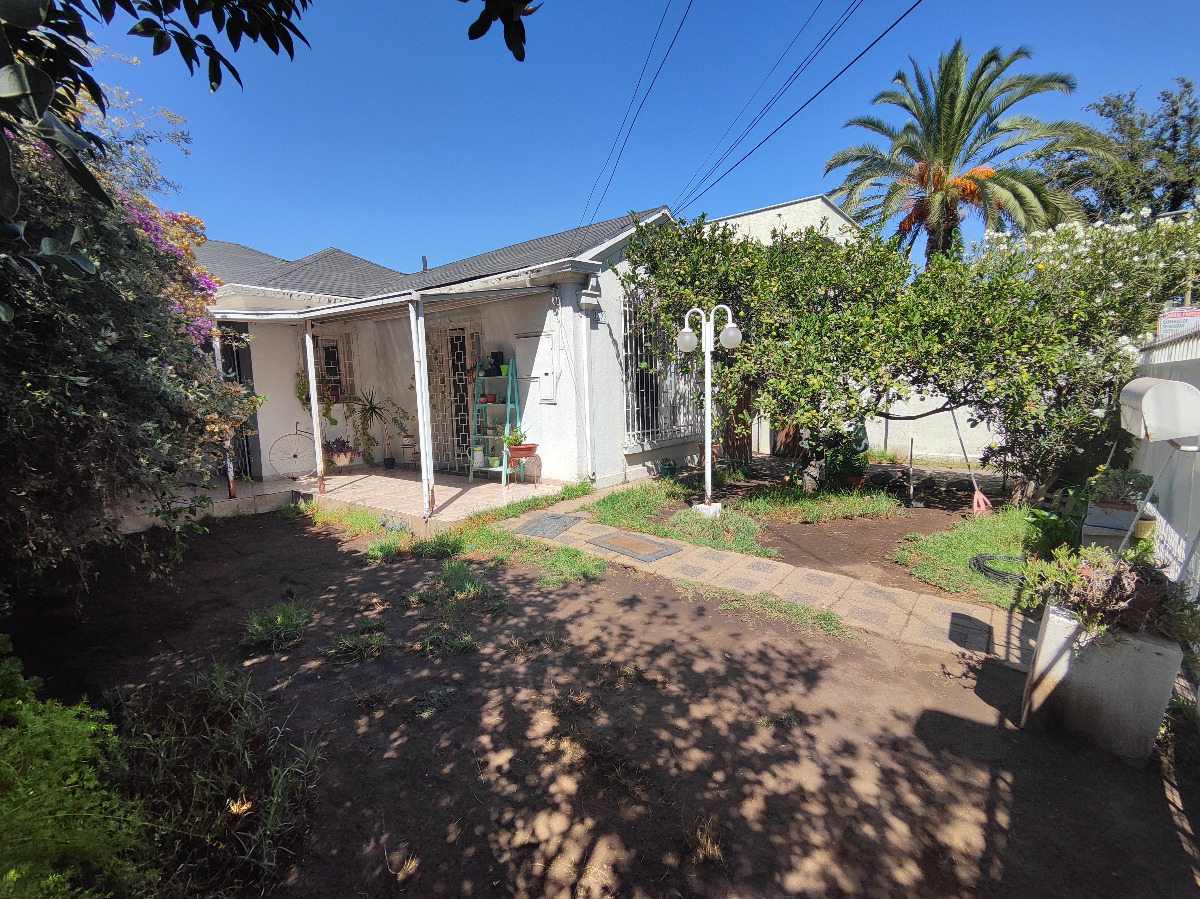 Venta Casa N 5D 2B 3E 1B Vaticano - Las Condes