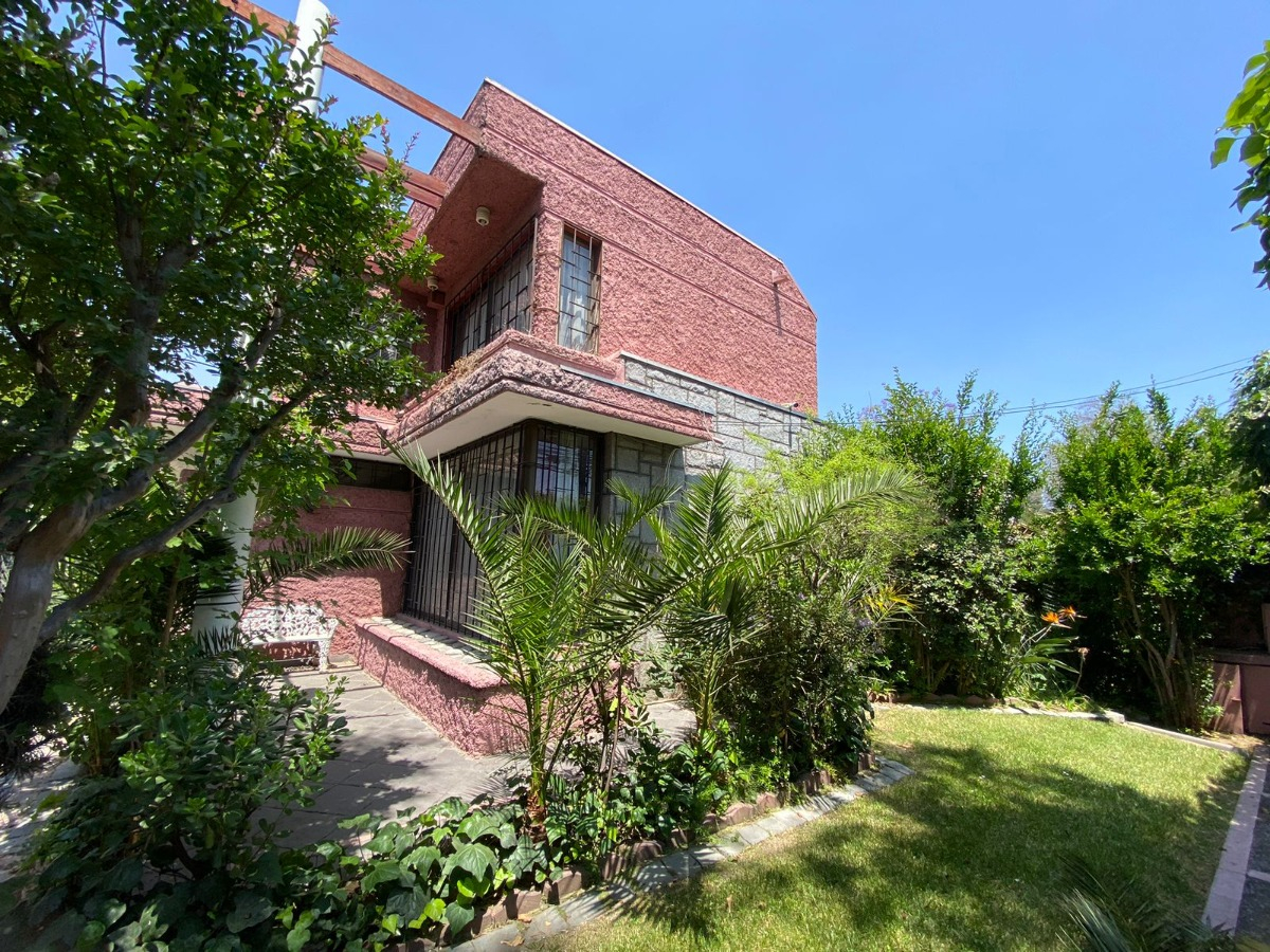 Arriendo Casa NP 5D Walk-in cl&oacute;set 4B 5E 1B Parque Bot&aacute;nico - &Ntilde;u&ntilde;oa