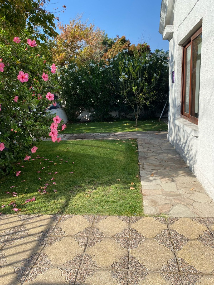 Venta Casa NO 3D 4B 3E 1Bd Parque Bot&aacute;nico - &Ntilde;u&ntilde;oa