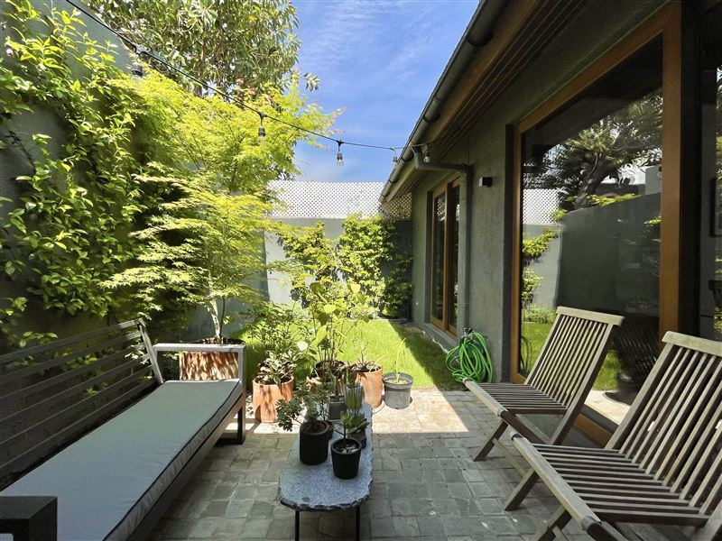 Venta Casa Sur-Oriente 2D 2B 1E Juan XXIII - Vitacura