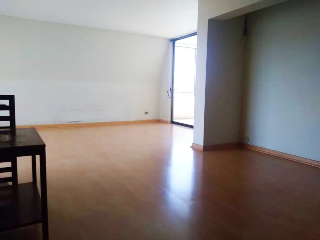 Venta Departamento 4D en suite Walk-in cl&oacute;set 4B 1E 1B Barrio El Golf - Las Condes