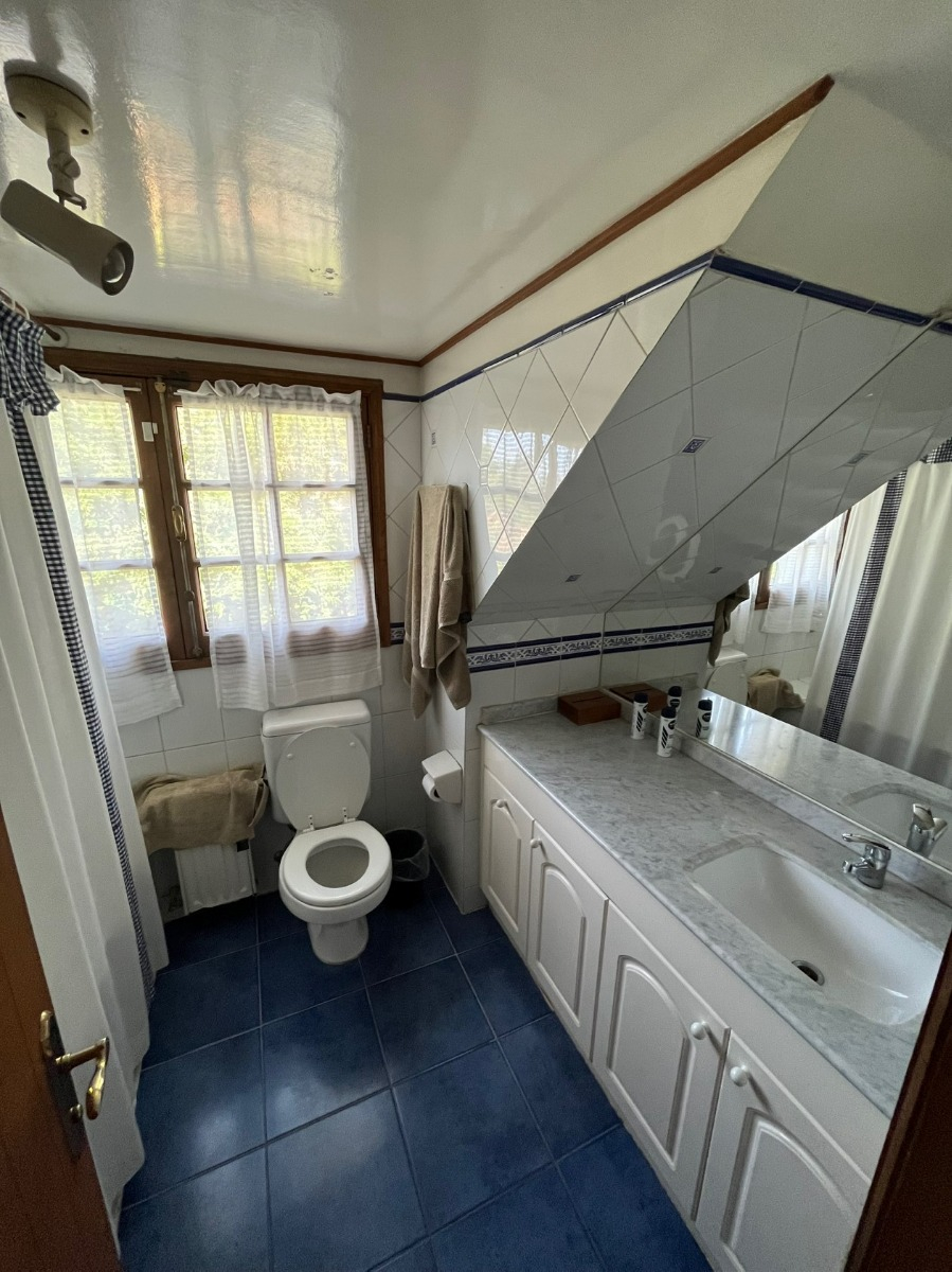 Arriendo Casa 6D 5B 8E 2B Los Dominicos - Las Condes