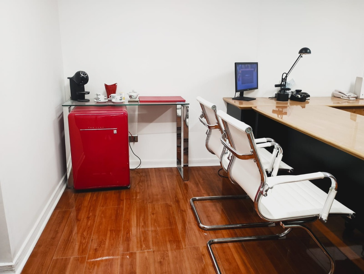 Arriendo Oficina SP 1B 1E 1B Barrio El Golf - Las Condes