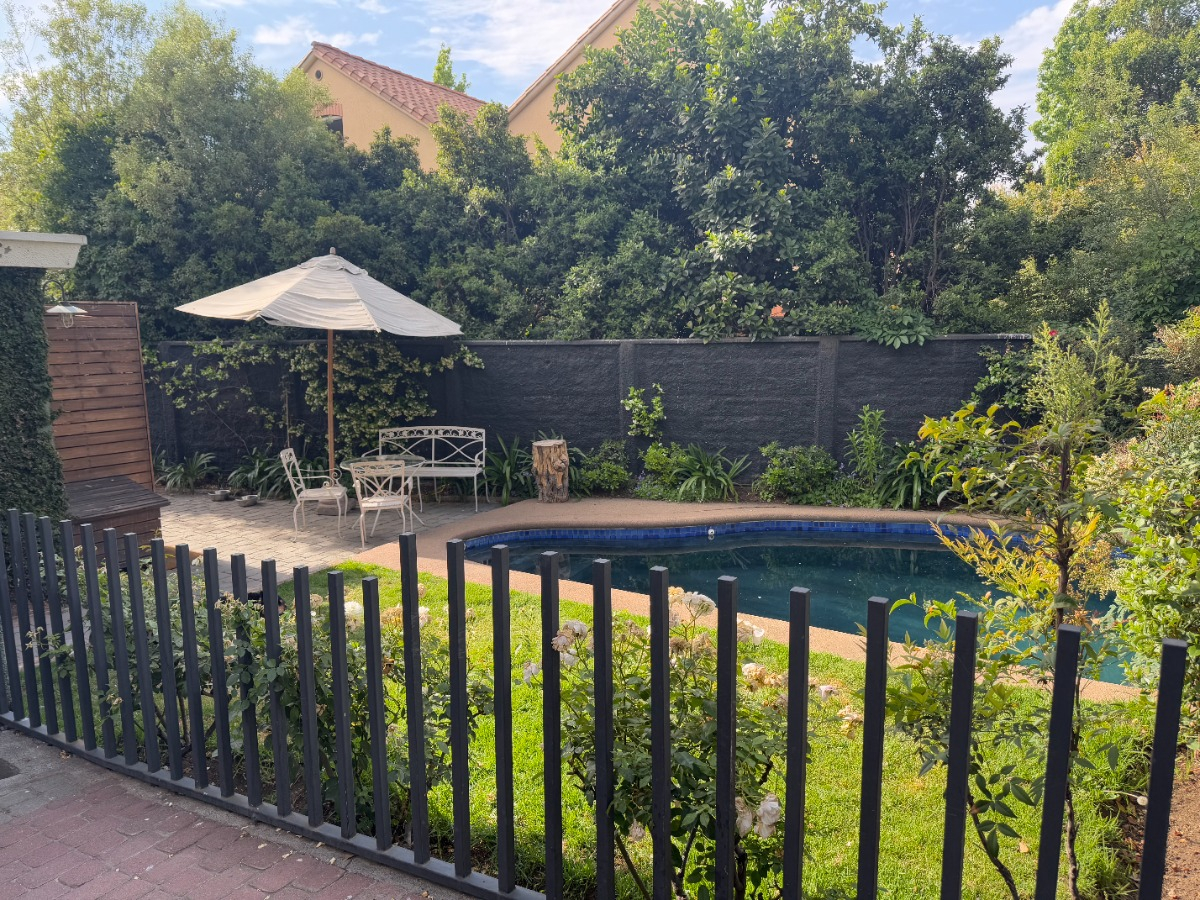 Venta Casa 4D en suite Walk-in cl&oacute;set 3B 2E 1B San Carlos de Apoquindo - Las Condes