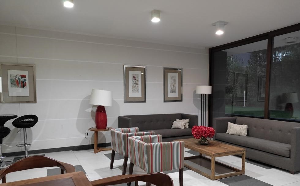 Arriendo Departamento P 2D en suite 2B 1E 1B Campus Oriente - Providencia