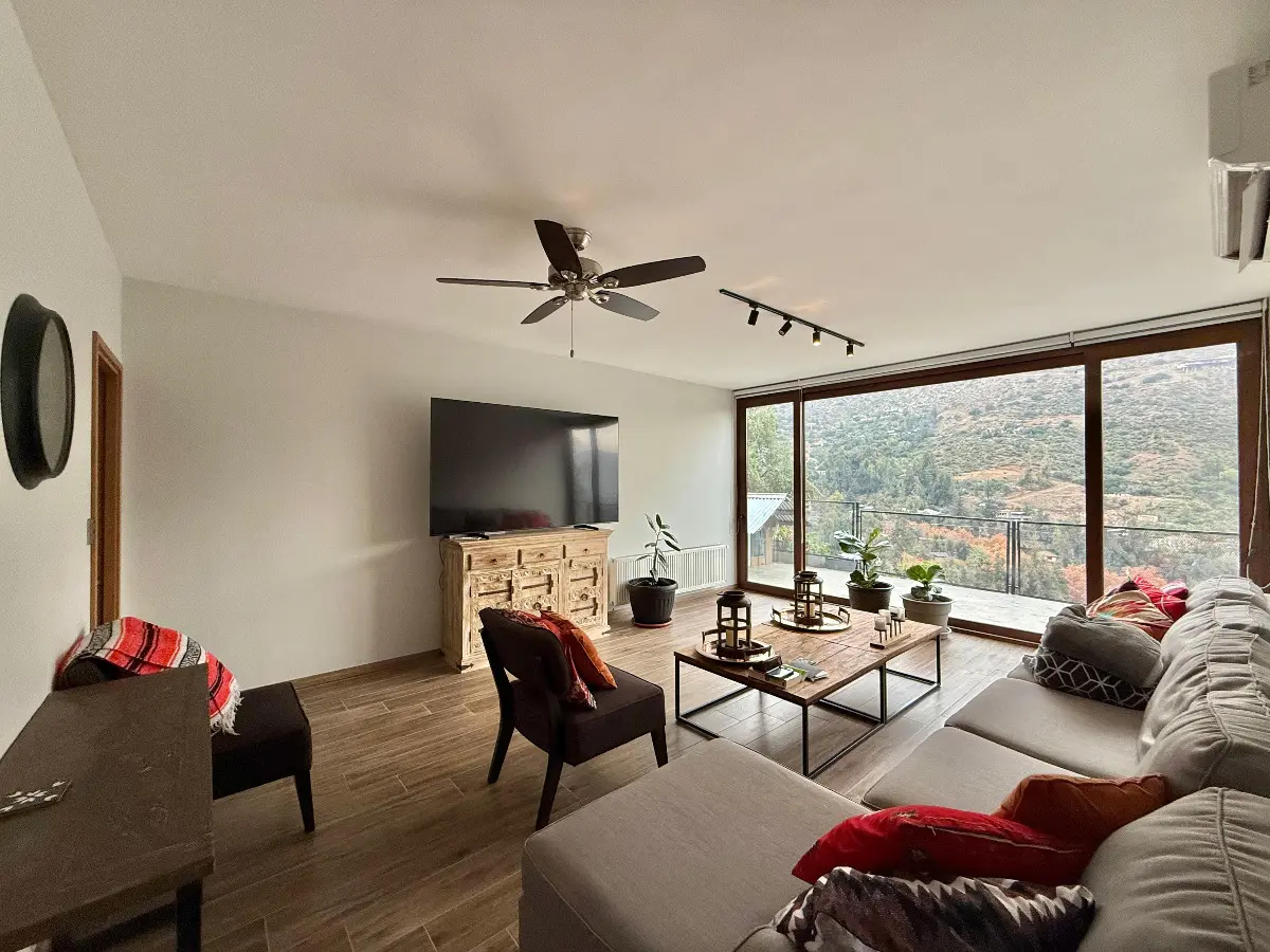 Venta Casa NOSP 6D WI cl&oacute;set Suite 5B 8E 2Bd 320m2 El Array&aacute;n - Lo Barnechea