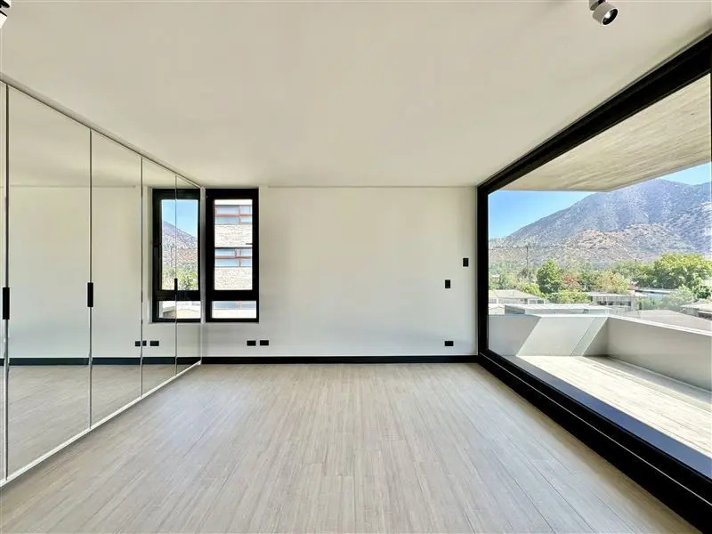 Arriendo Departamento Nor-Oriente 3D 4B 2E 1B Borde R&iacute;o - Casa Piedra - Vitacura