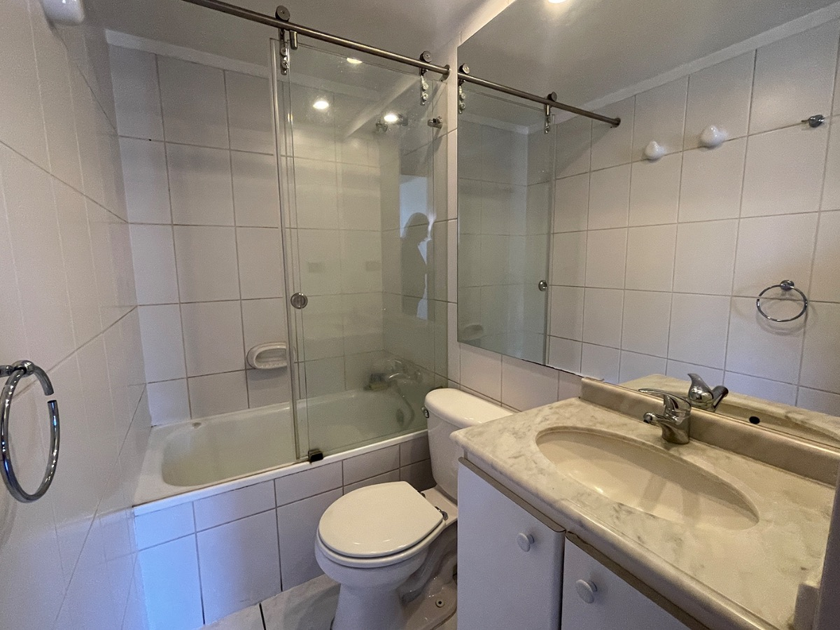 Arriendo Departamento SP 3D en suite 3B 1E 1B Barrio El Golf - Las Condes