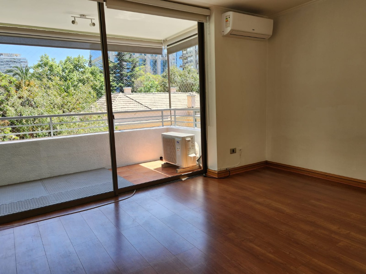 Arriendo Departamento NP 3D 2B 2E 1B Barrio El Golf - Las Condes