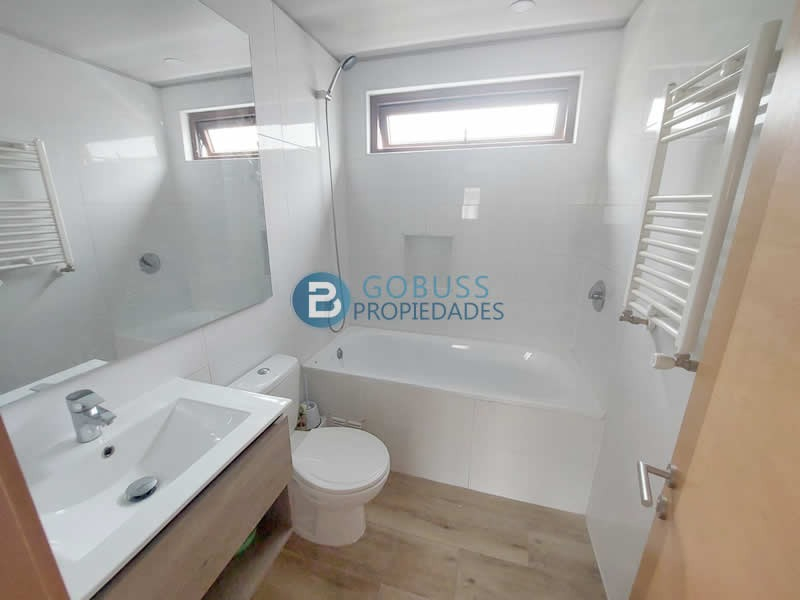 Venta Casa NOSP 4D en suite Walk-in cl&oacute;set 5B 2E La Llaver&iacute;a - Vitacura