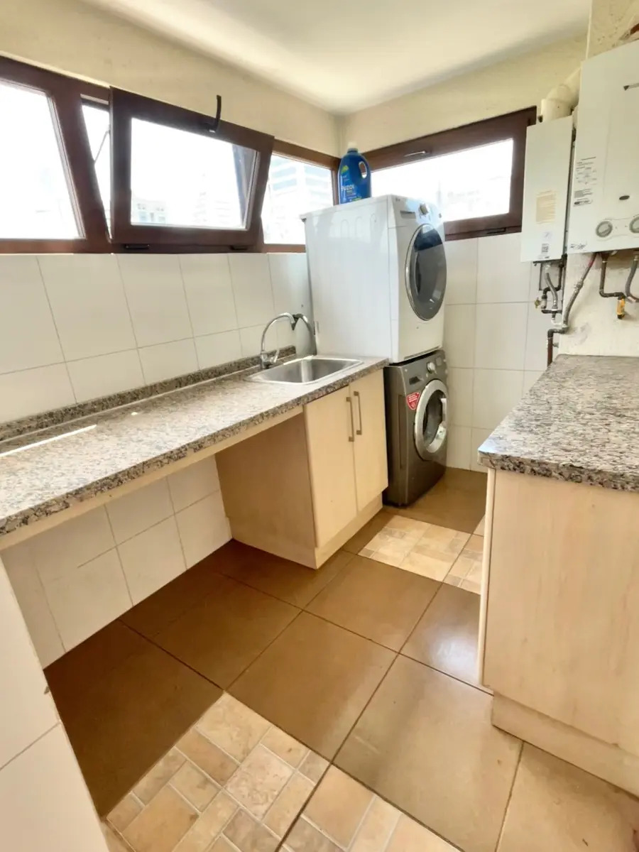 Arriendo Departamento NOSP 4D en suite Walk-in cl&oacute;set 3B 2E 1B Barrio El Golf - Las Condes