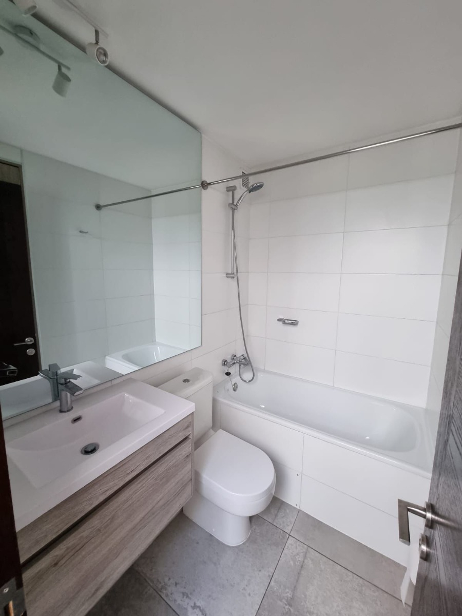 Arriendo Departamento NO 2D en suite Walk-in cl&oacute;set 2B 2E 1B La Dehesa - Lo Barnechea