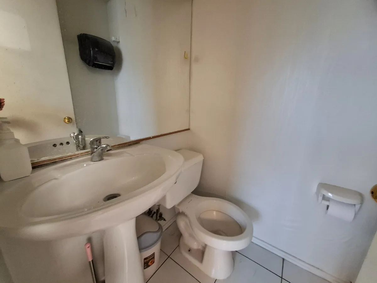 Venta Oficina 2B Los Leones - Providencia