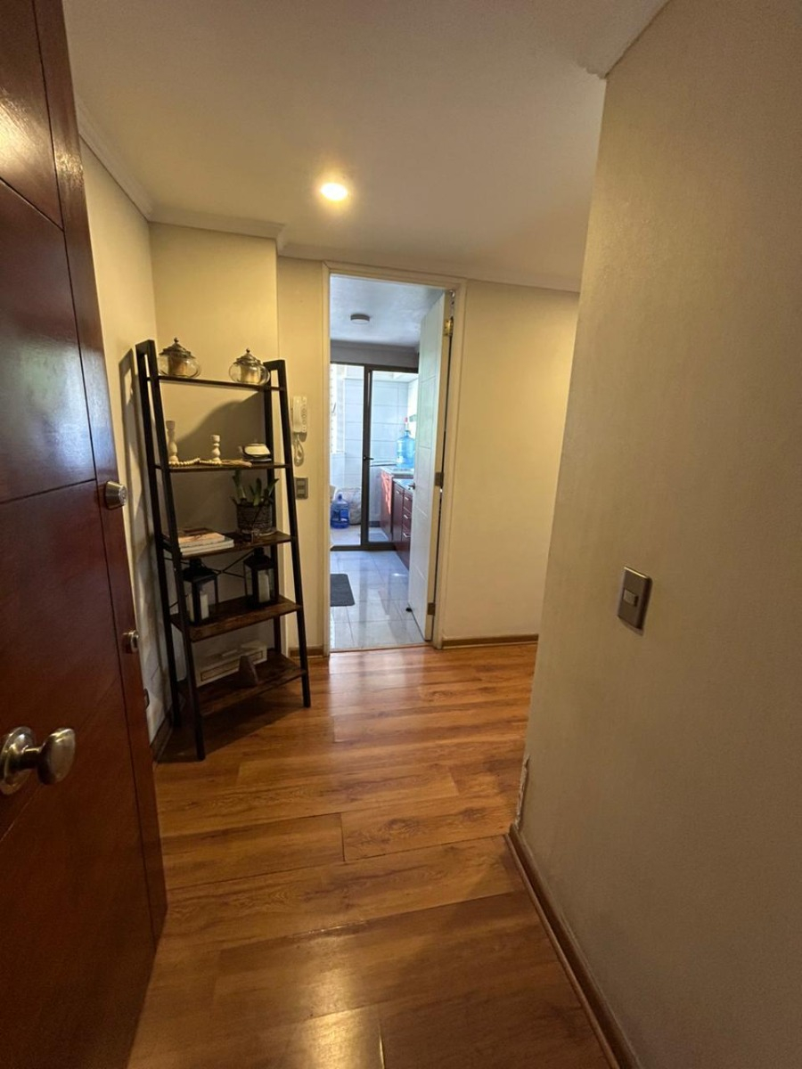 Venta Departamento 2D en suite 2B 1E 1B Rotonda Atenas - Las Condes