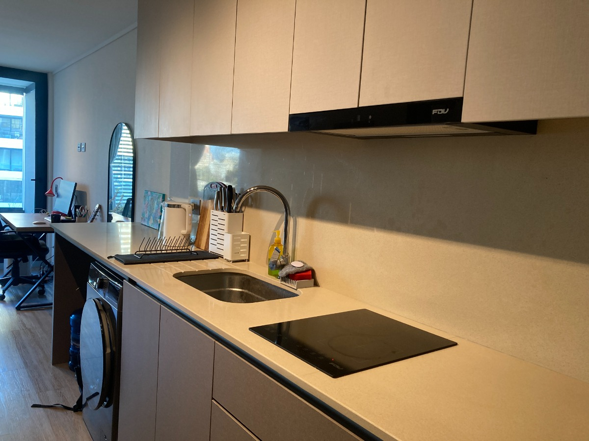 Arriendo Departamento P 1B 1E Metro Hernando de Magallanes - Las Condes