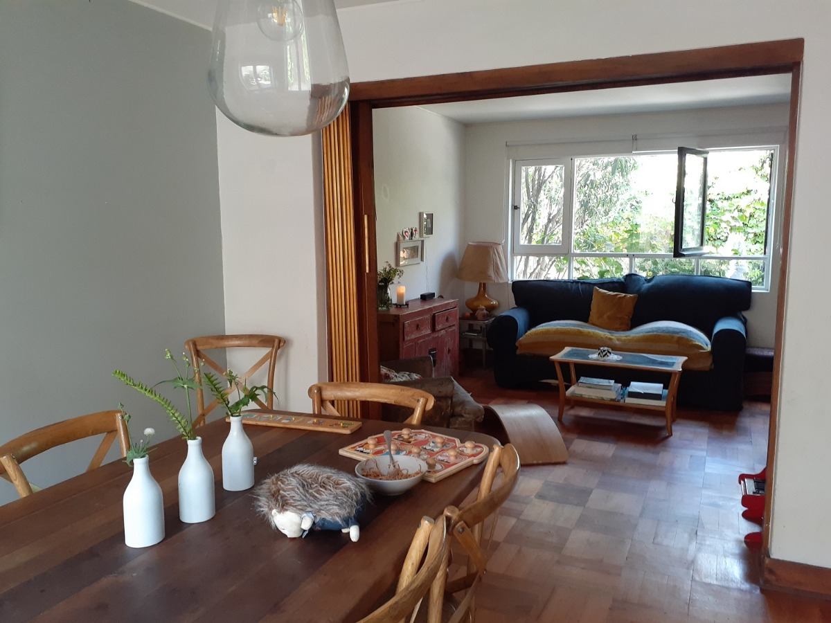 Arriendo Casa NO 4D 3B 1E 1B Barrio El Golf - Las Condes