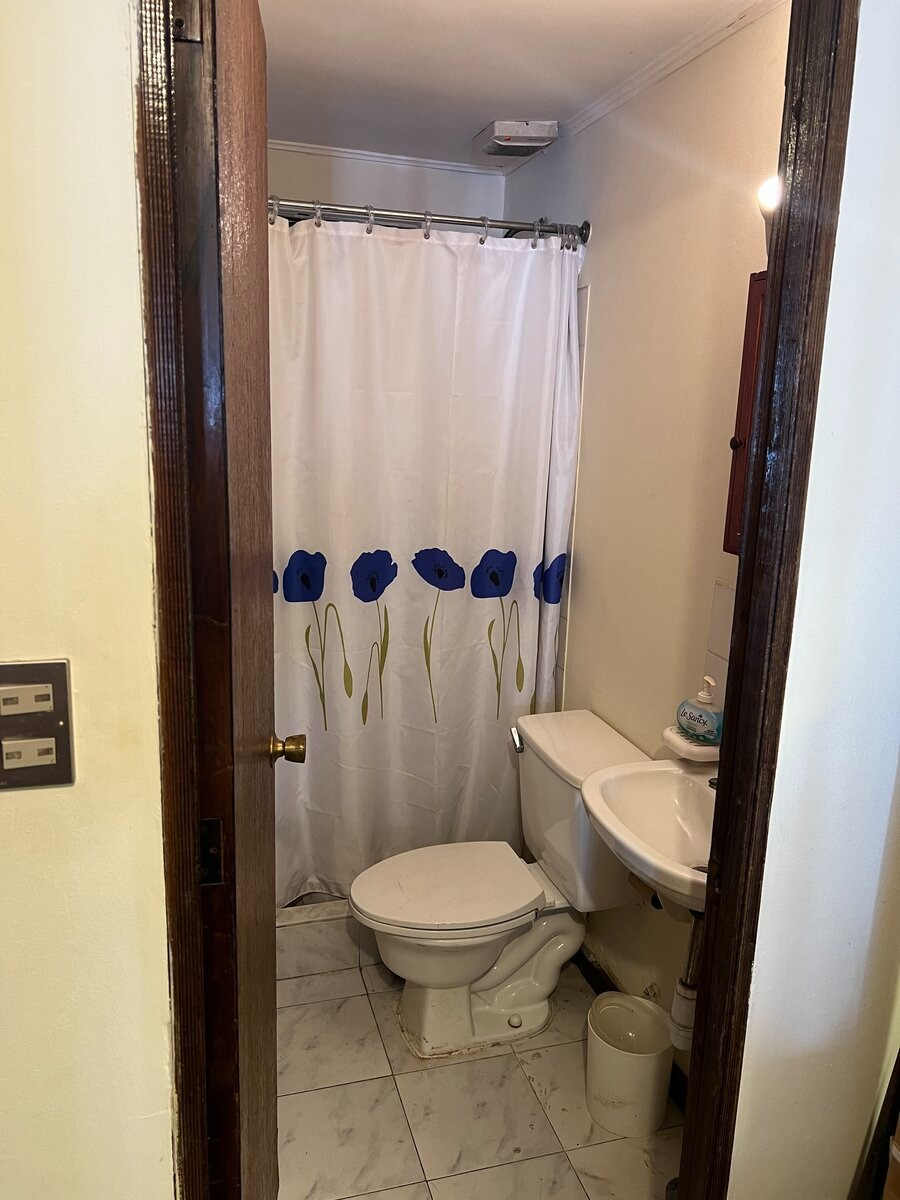 Venta Casa NO 4D en suite Walk-in cl&oacute;set 3B 2E 1B Alto Las Condes - Las Condes