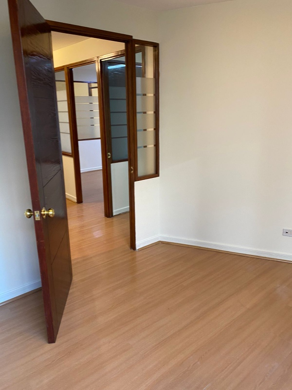 Arriendo Oficina 2B 1E Barrio El Golf - Las Condes