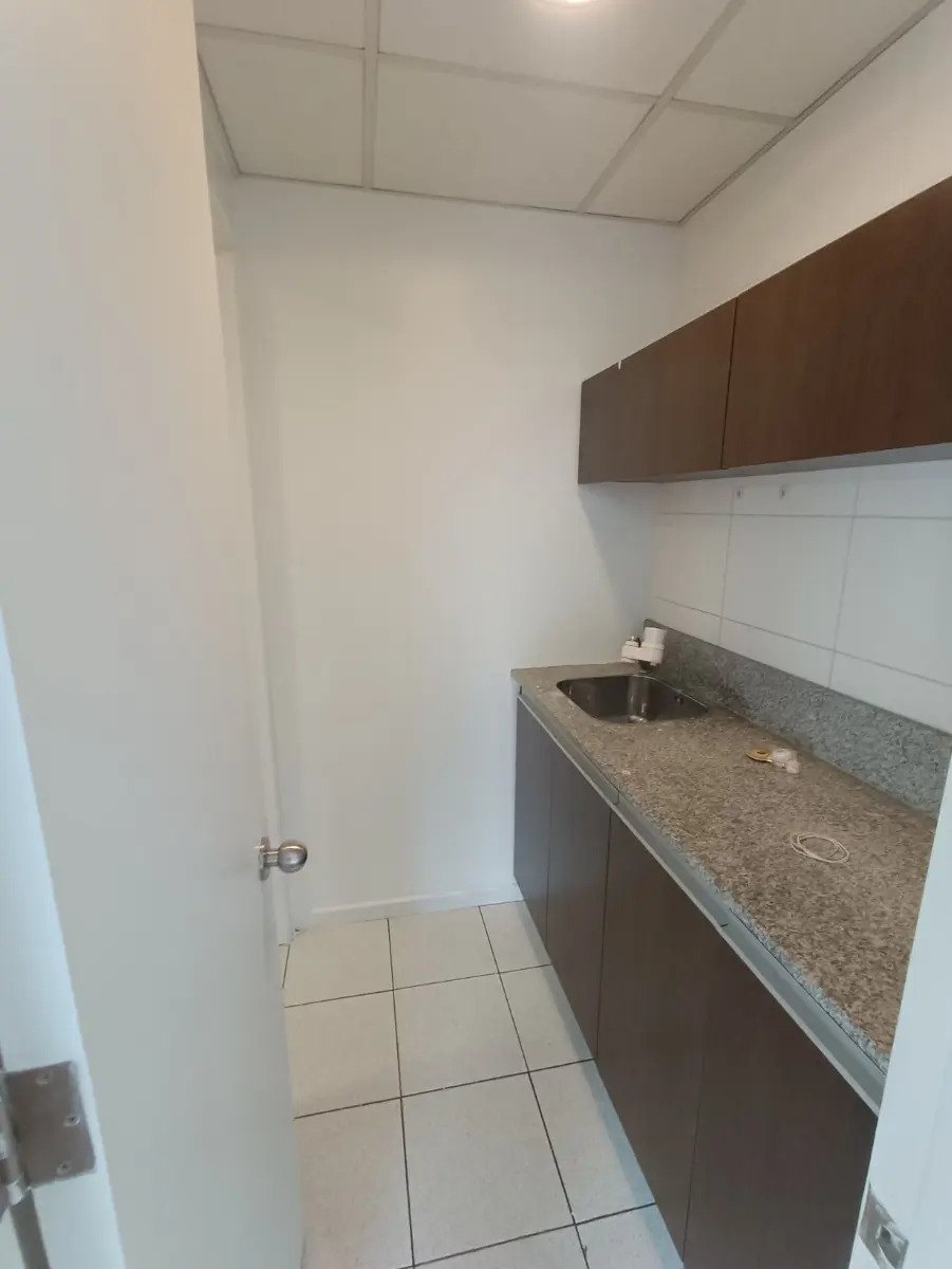 Arriendo Oficina SO 1B 1E Pedro de Valdivia - Providencia
