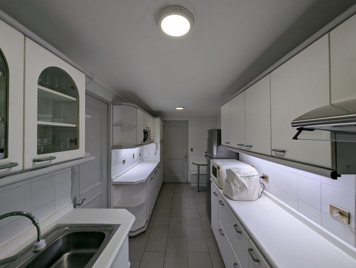 Venta Departamento N 4D en suite Walk-in cl&oacute;set 4B 1E 1B Tabancura - Vitacura