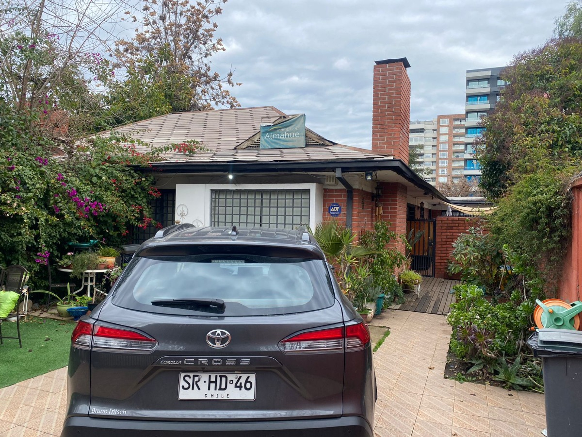 Venta Casa 3D 3B 2E Alto Las Condes - Las Condes