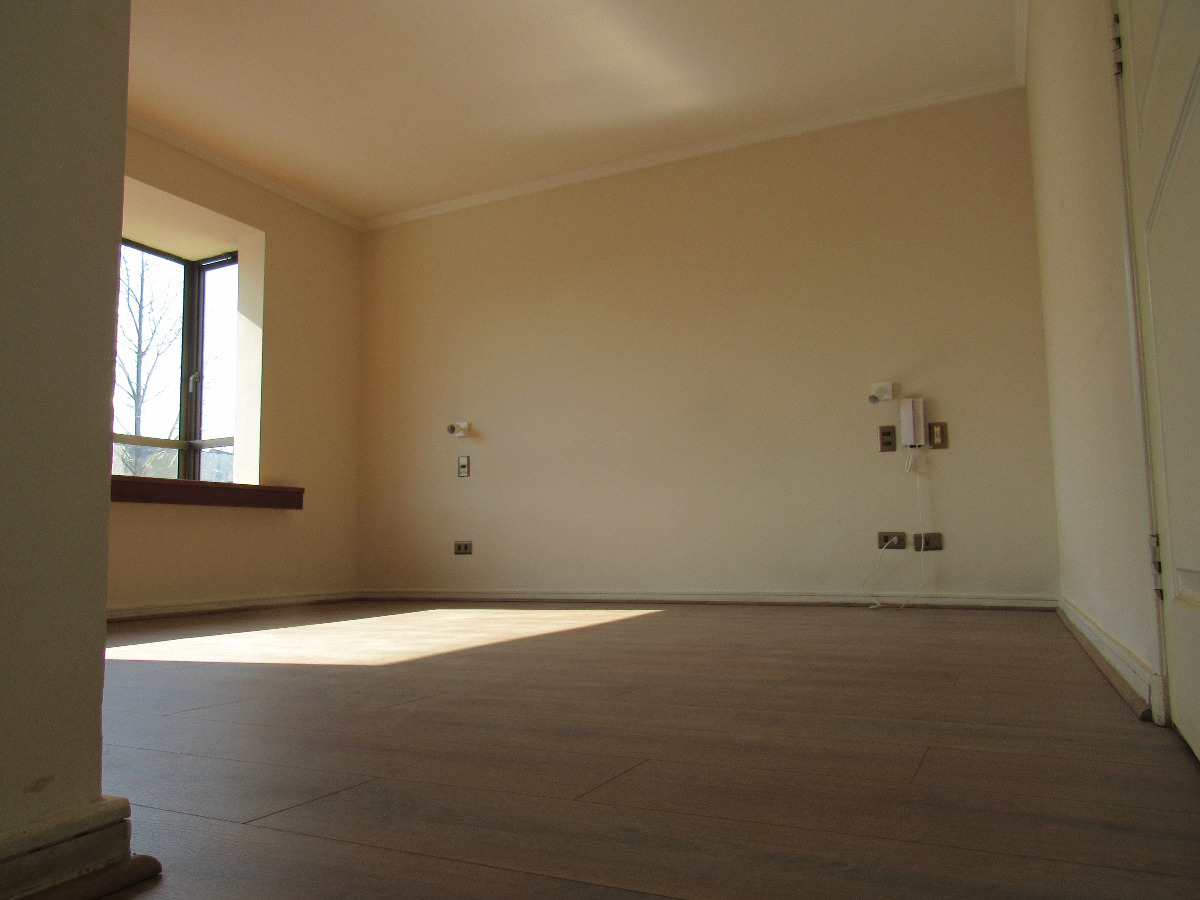 Arriendo Casa 4D San Carlos de Apoquindo - Las Condes