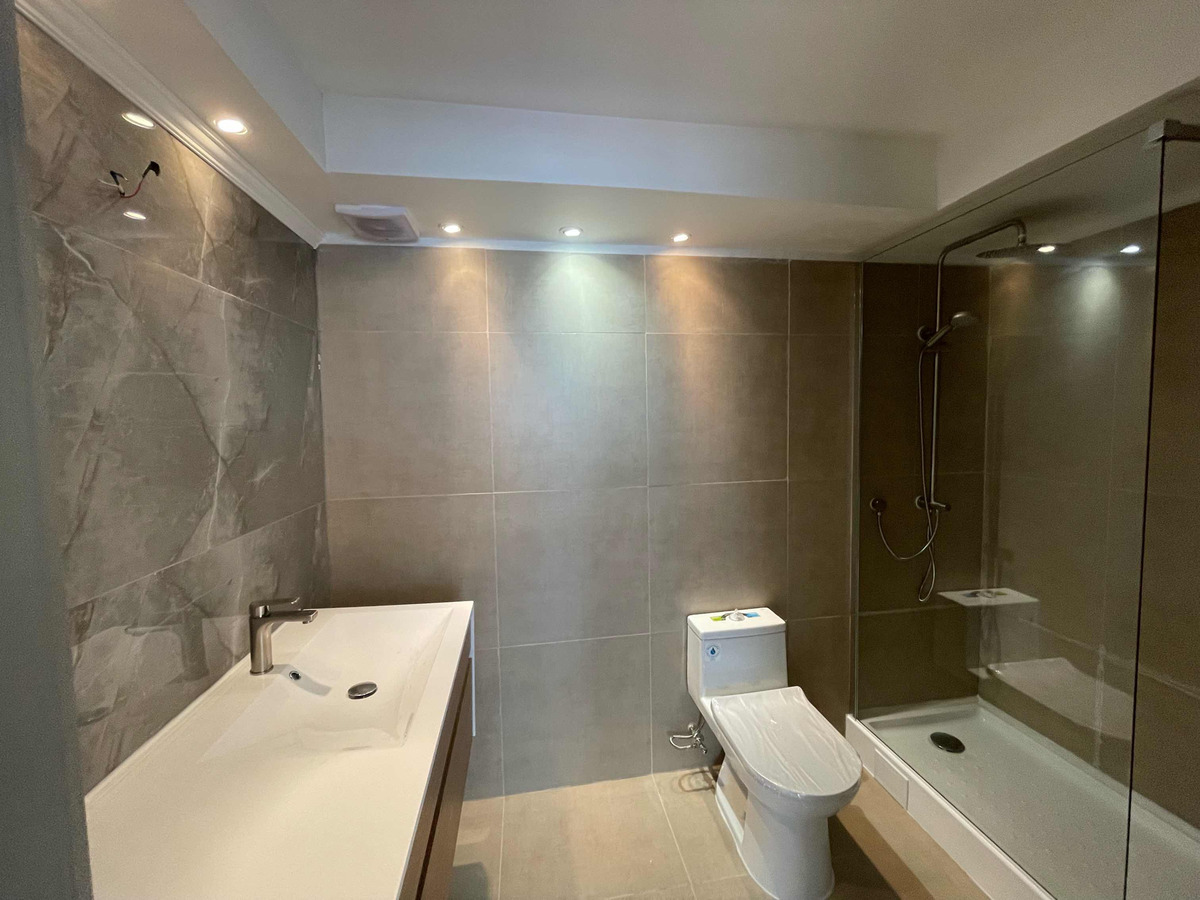 Arriendo Departamento SO 3D en suite 3B 1E 1B Barrio El Golf - Las Condes