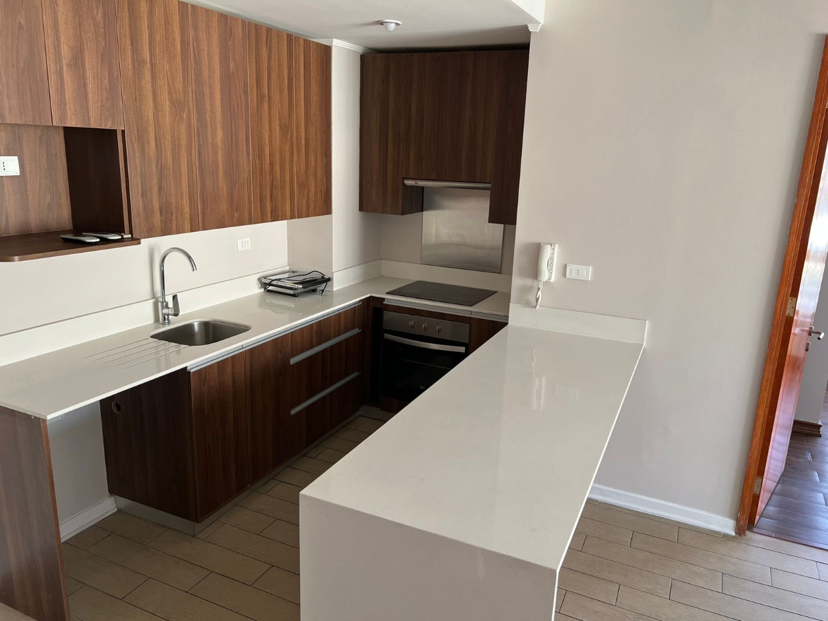 Arriendo Departamento NO 2D en suite Walk-in cl&oacute;set 2B 2E 1B Mall Sport - Las Condes