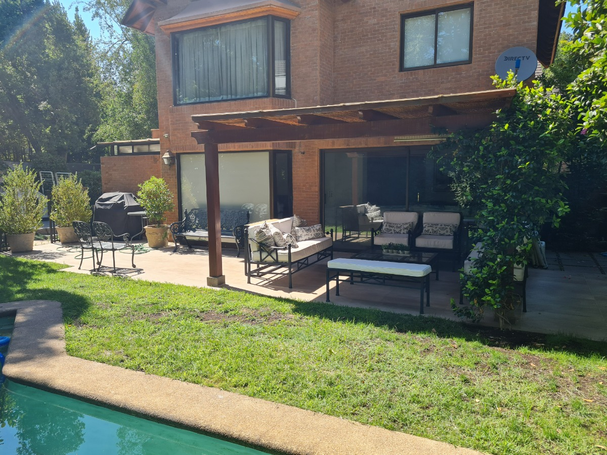 Venta Casa NP 5D 4B 2E Tabancura - Vitacura