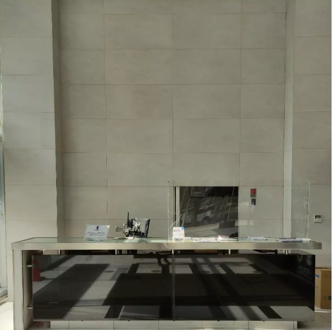 Arriendo Oficina NO 3B 3E 1B Pedro de Valdivia - Providencia