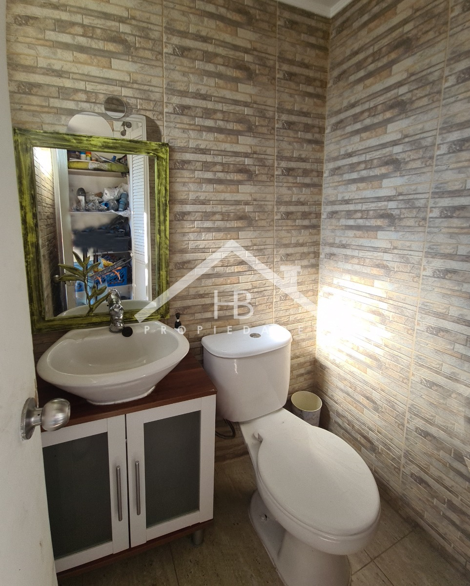 Venta Casa P 5D en suite Walk-in cl&oacute;set 6B 2E 1B San Carlos de Apoquindo - Las Condes