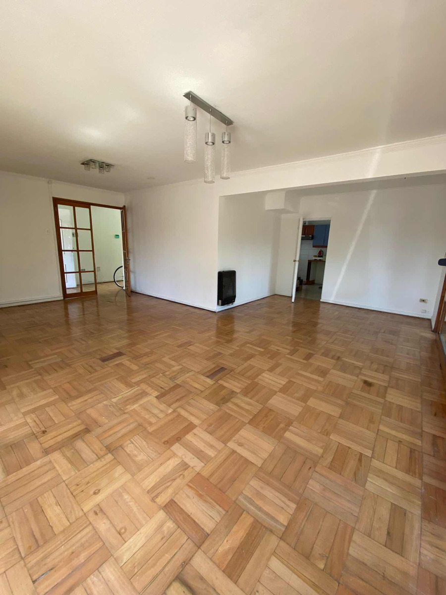 Arriendo Casa 4D 3B 2E 1B Troncos Viejos - La Reina