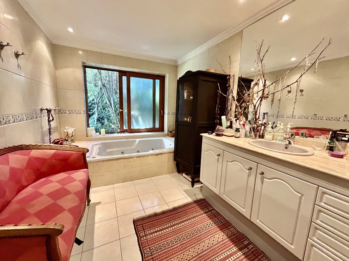 Venta Casa NO 5D en suite Walk-in cl&oacute;set 4B 4E 1B Los Trapenses - Lo Barnechea