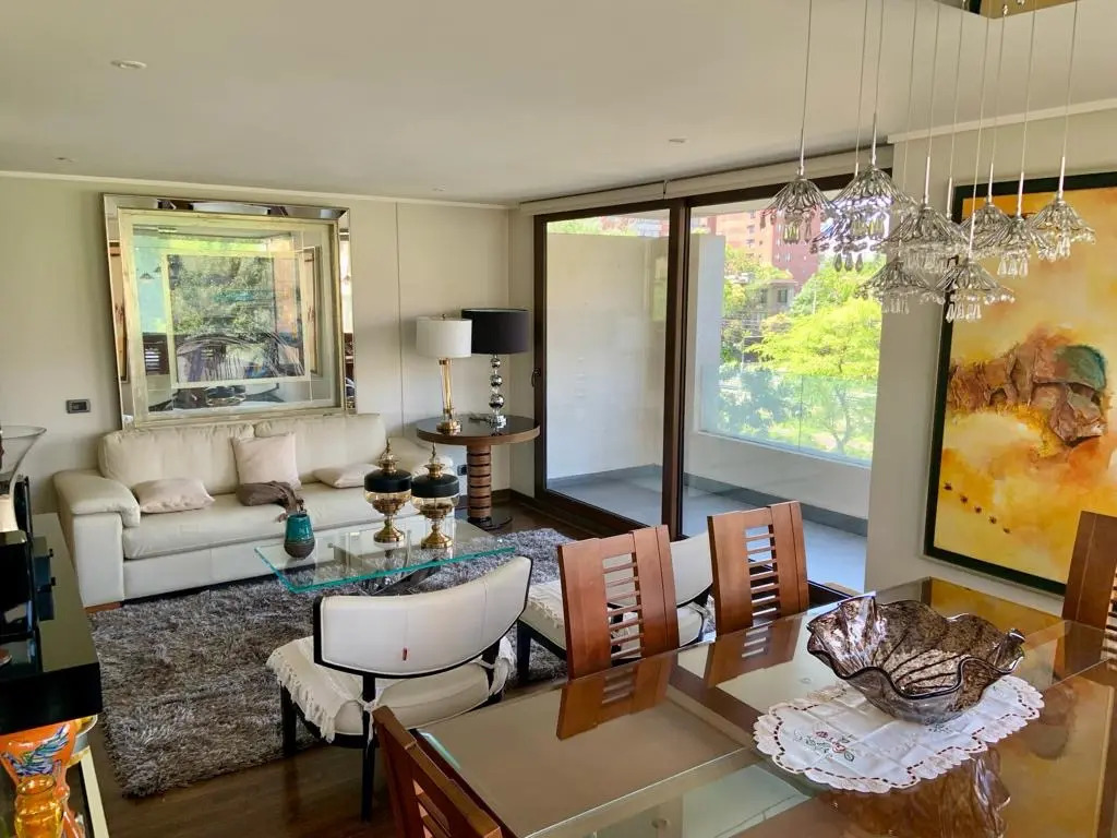 Venta Departamento O 3D en suite Walk-in cl&oacute;set 3B 1E 1B Barrio El Golf - Las Condes