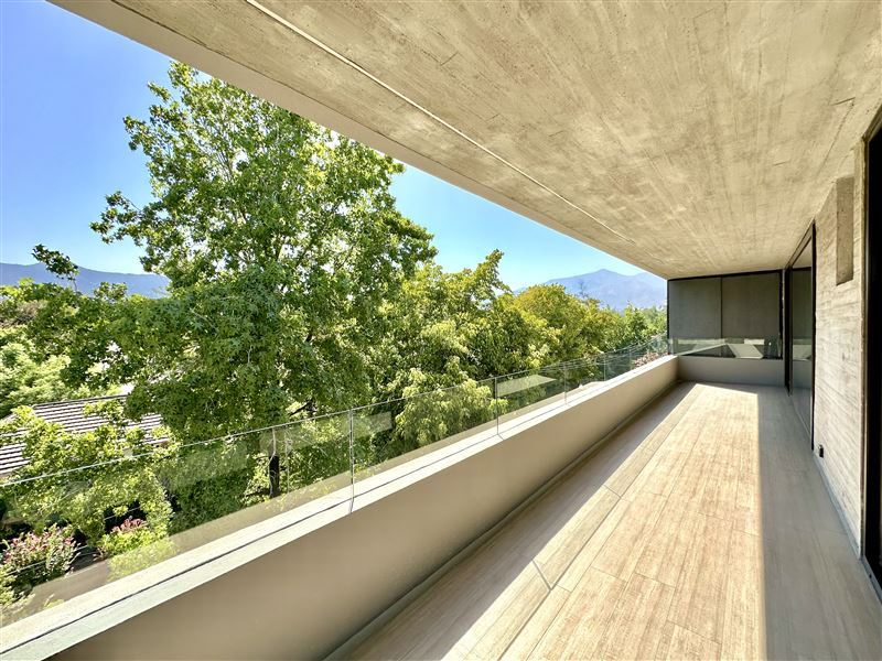 Arriendo Departamento Nor-Oriente 3D 4B 2E 1B Borde R&iacute;o - Casa Piedra - Vitacura