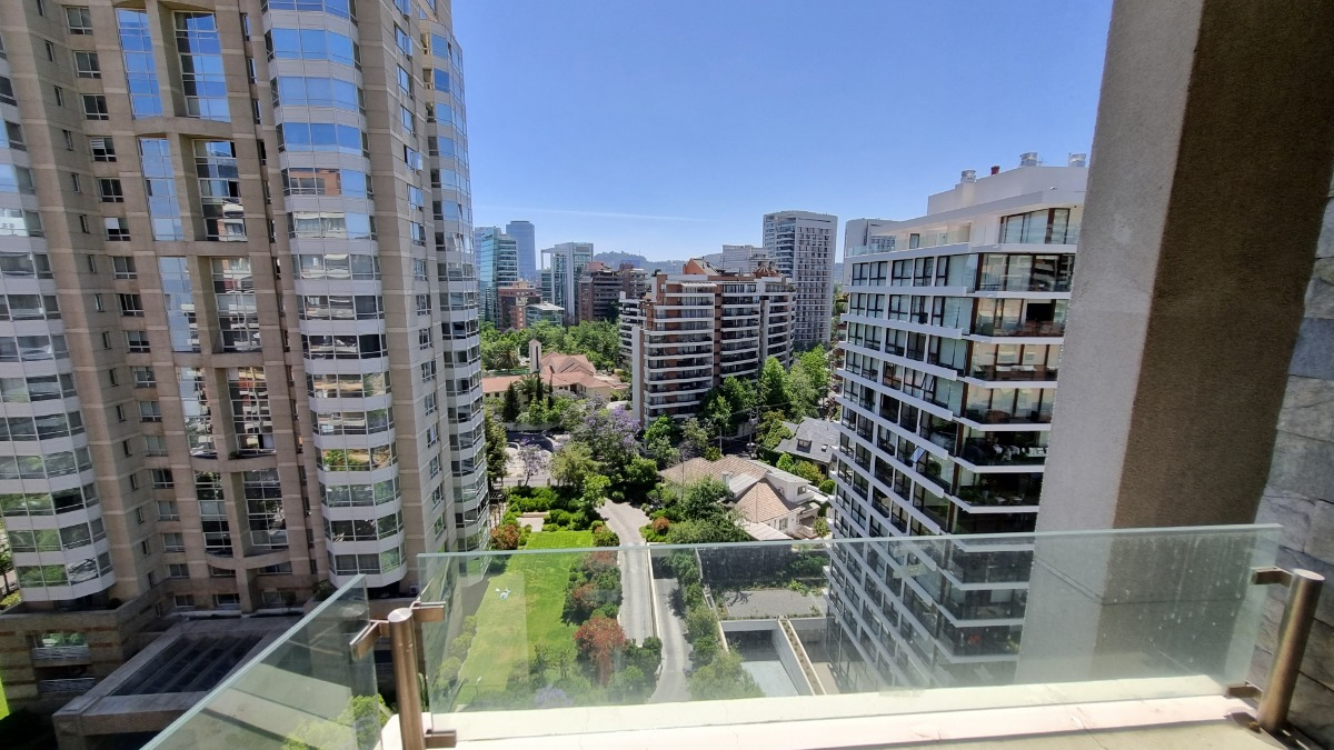 Venta Departamento 4D Barrio El Golf - Las Condes