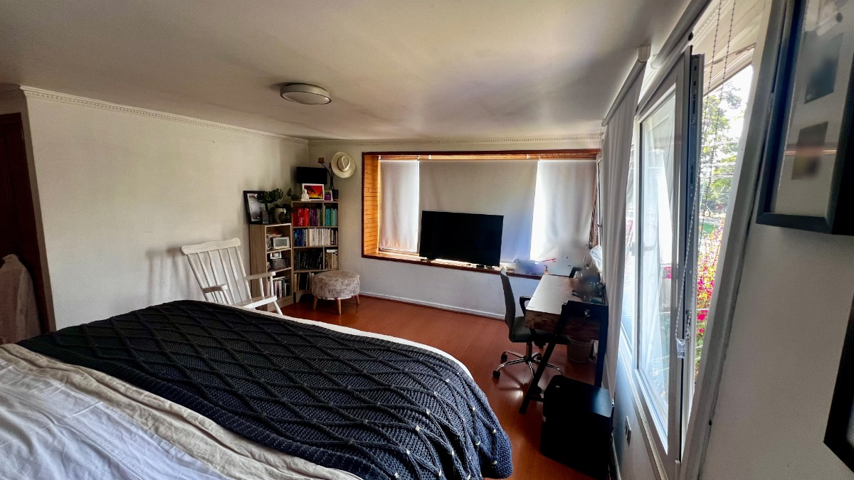 Venta Casa NO 4D en suite 3B 2E 1B Blest Gana - La Reina