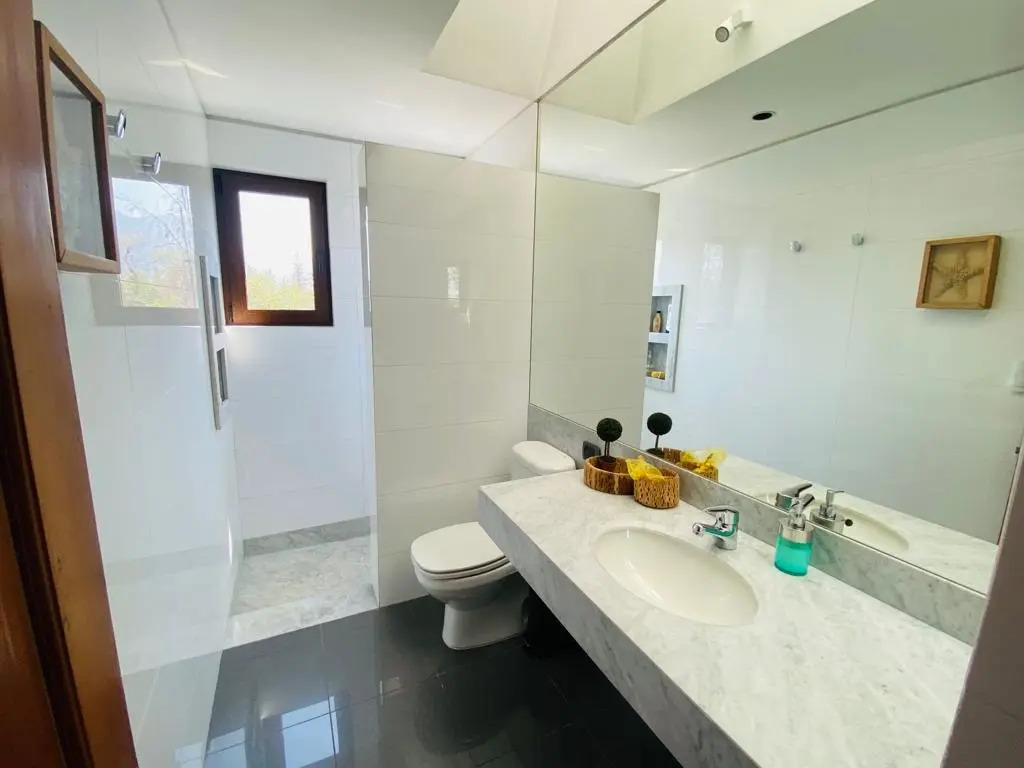 Venta Casa NP 4D en suite Walk-in cl&oacute;set 4B 6E 1B Estadio Croata - Vitacura