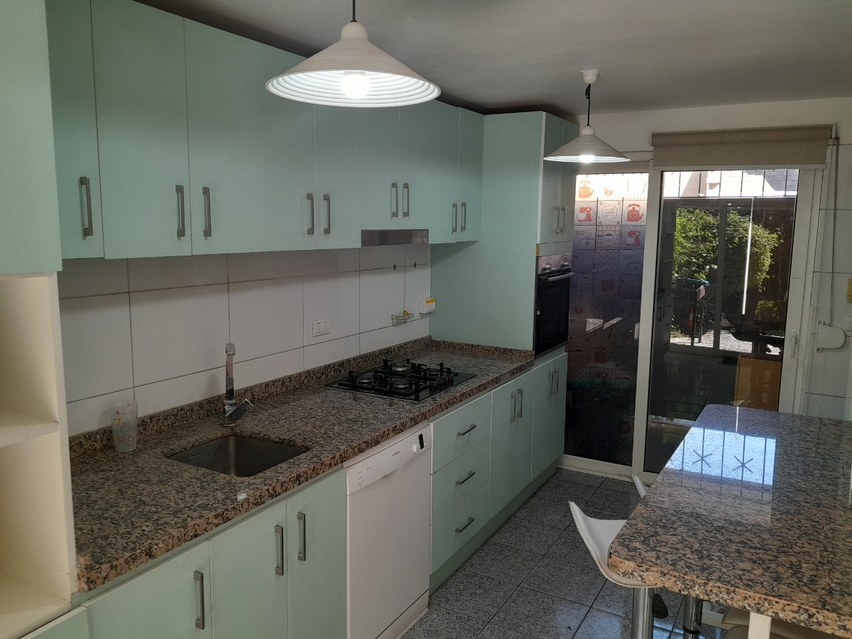 Arriendo Casa NOSP 5D en suite Walk-in cl&oacute;set 5B 2E Carlos Ossand&oacute;n - La Reina