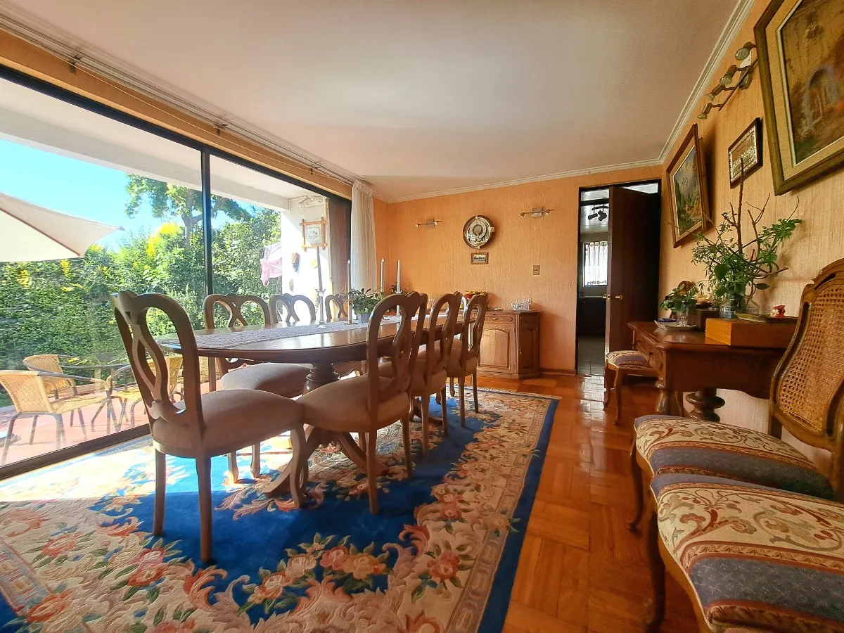 Venta Casa NO 3D WI cl&oacute;set Suite 3B 5E 1Bd Quinchamal&iacute; - Las Condes