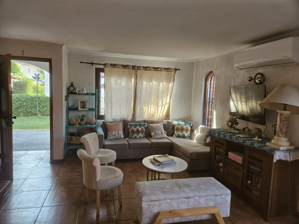 Arriendo Casa 4D 4B 2E Carlos Ossand&oacute;n - La Reina