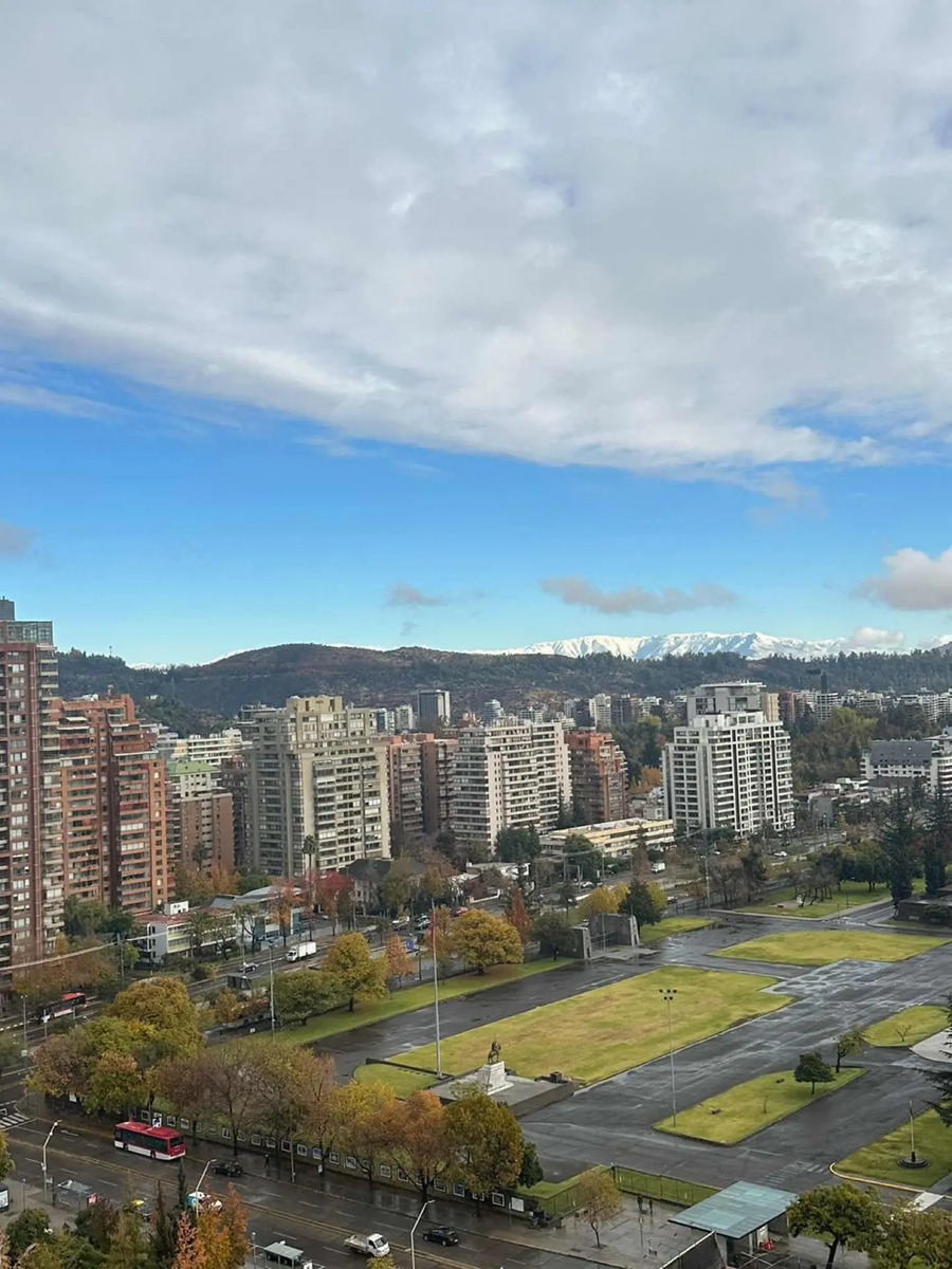 Venta Departamento 1D en suite Walk-in cl&oacute;set 1B 1E 1B Metro Escuela Militar - Las Condes