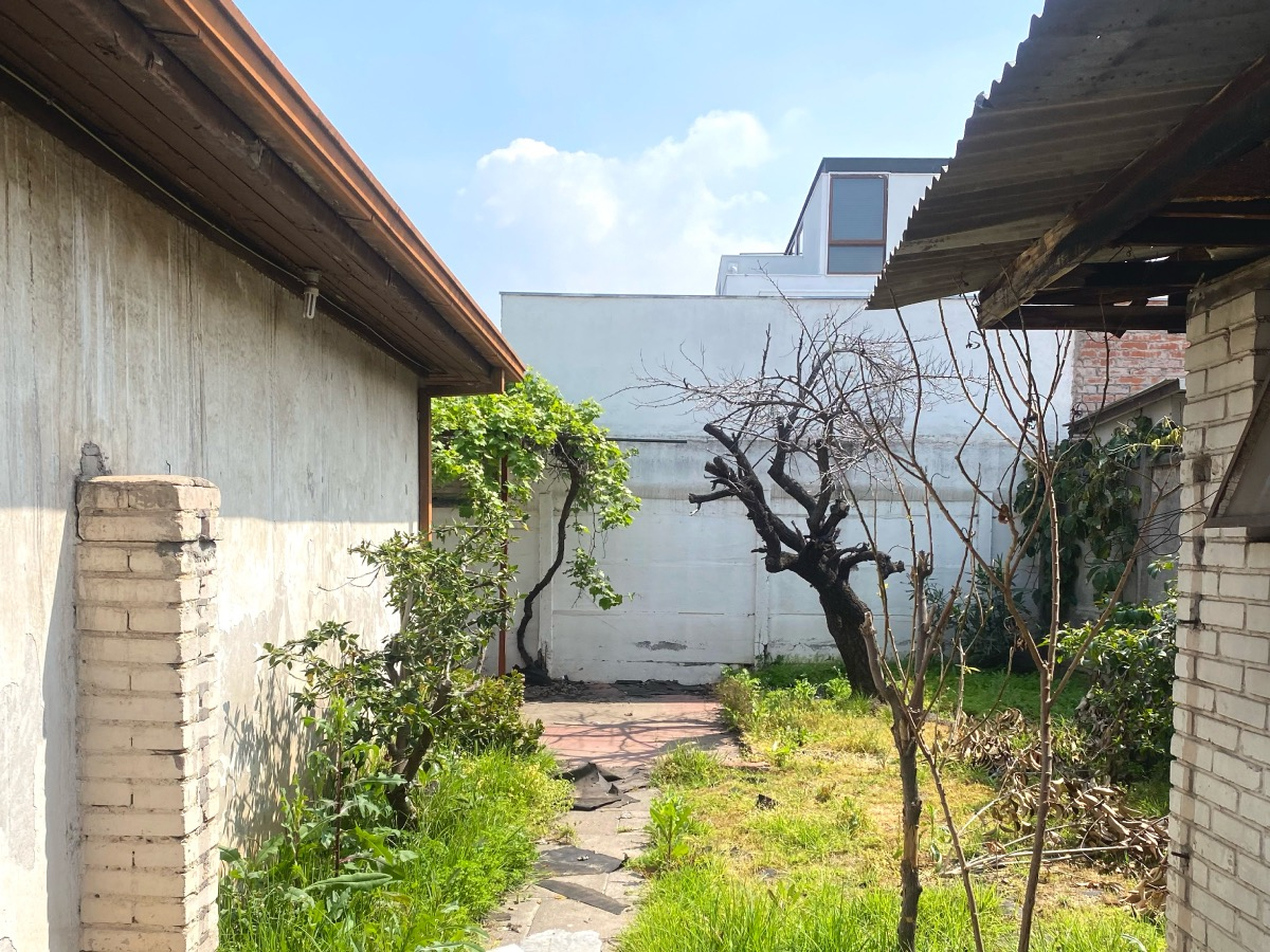 Venta Casa NO 3D 2B 2E 1B Villa El Dorado - Vitacura