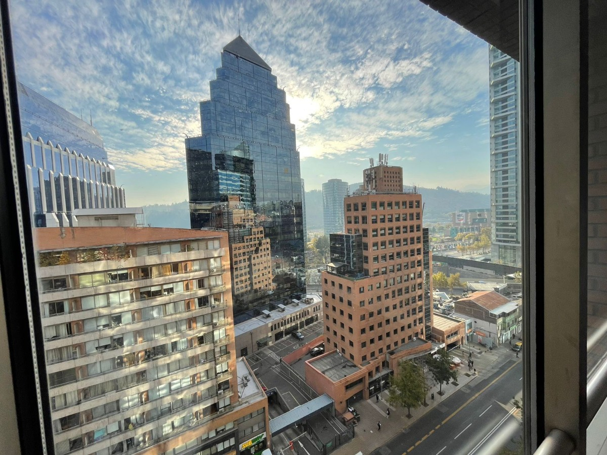 Arriendo Oficina 2B Centro Financiero - Las Condes