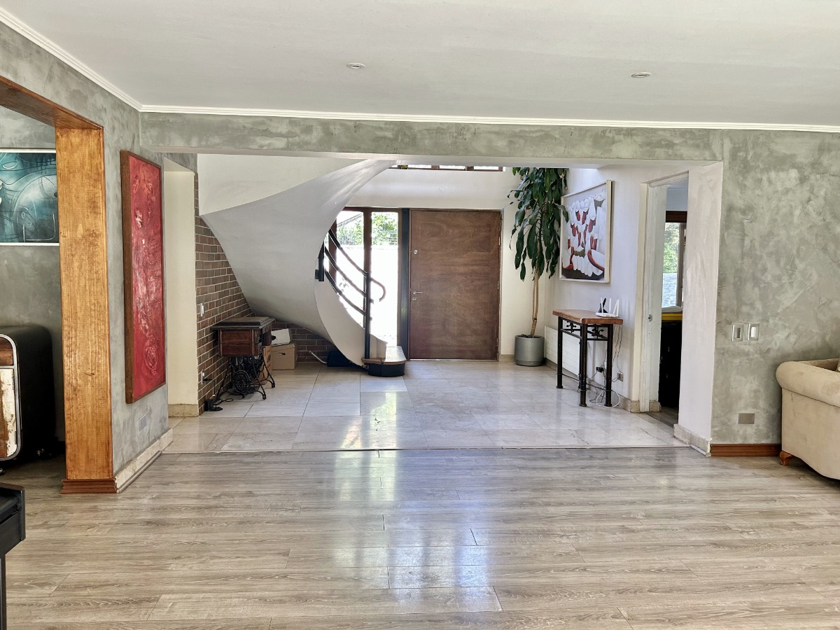 Arriendo Casa NO 4D en suite Walk-in cl&oacute;set 4B 4E 1B Mall Sport - Las Condes