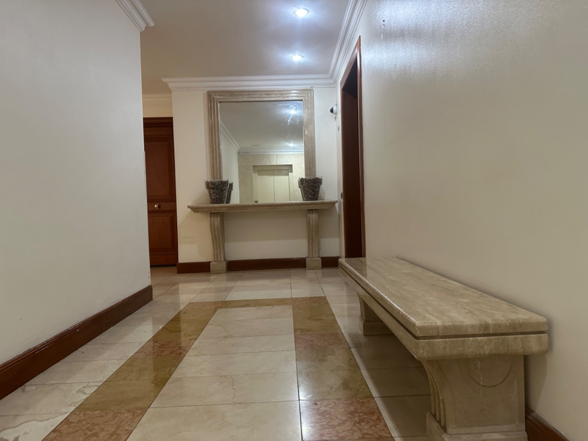 Arriendo Departamento SO 4D en suite Walk-in cl&oacute;set 4B 3E 1B Lo Curro - Vitacura