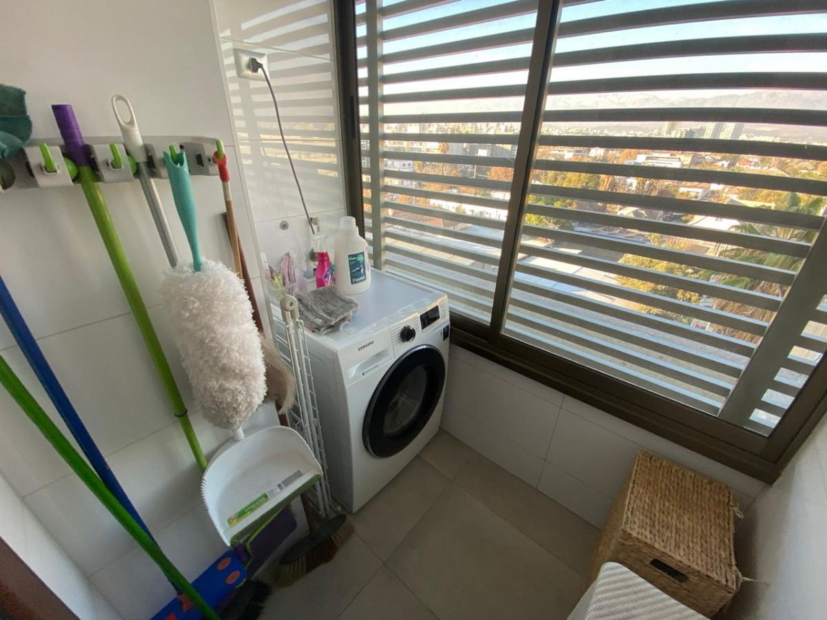 Arriendo Departamento SO 2D en suite Walk-in cl&oacute;set 2B 1E Campus Oriente - Providencia