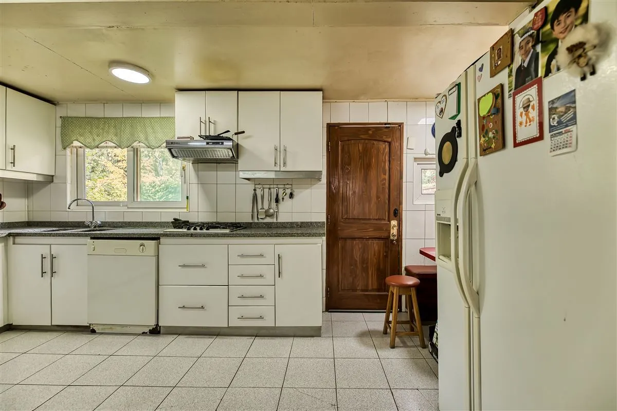 Venta Casa de madera 5D 4B El Array&aacute;n - Lo Barnechea